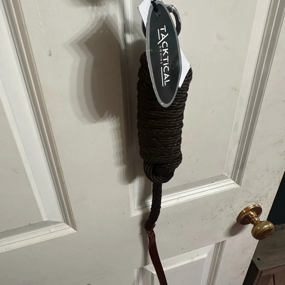 Tacktical rope halter with leather nose piece and conchos. - Picture 3 of 4
